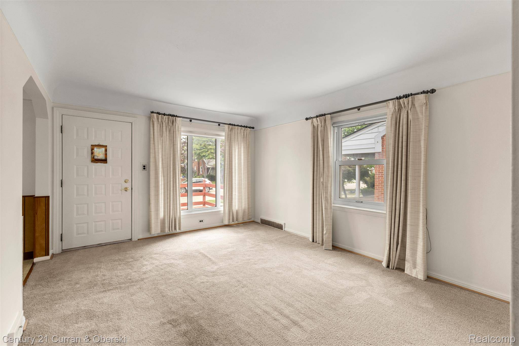 Allen Park, MI 48101,9881 Quandt AVE