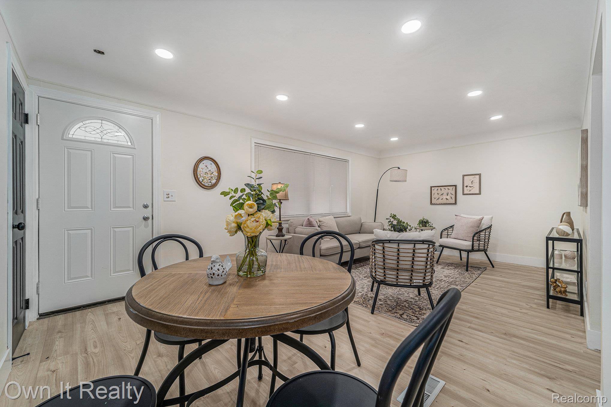 Detroit, MI 48221,20504 Cherrylawn ST