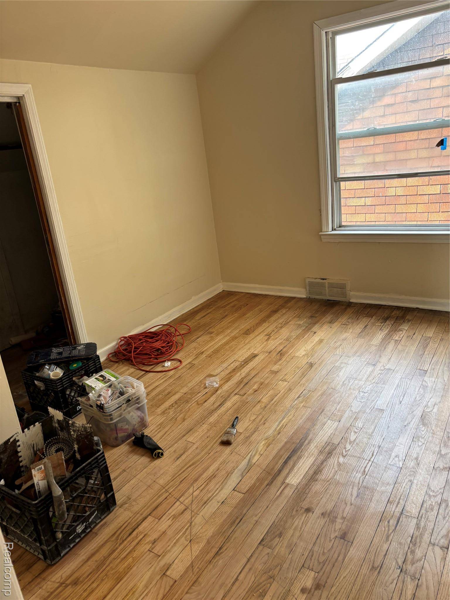 Detroit, MI 48213,12757 Hampshire ST