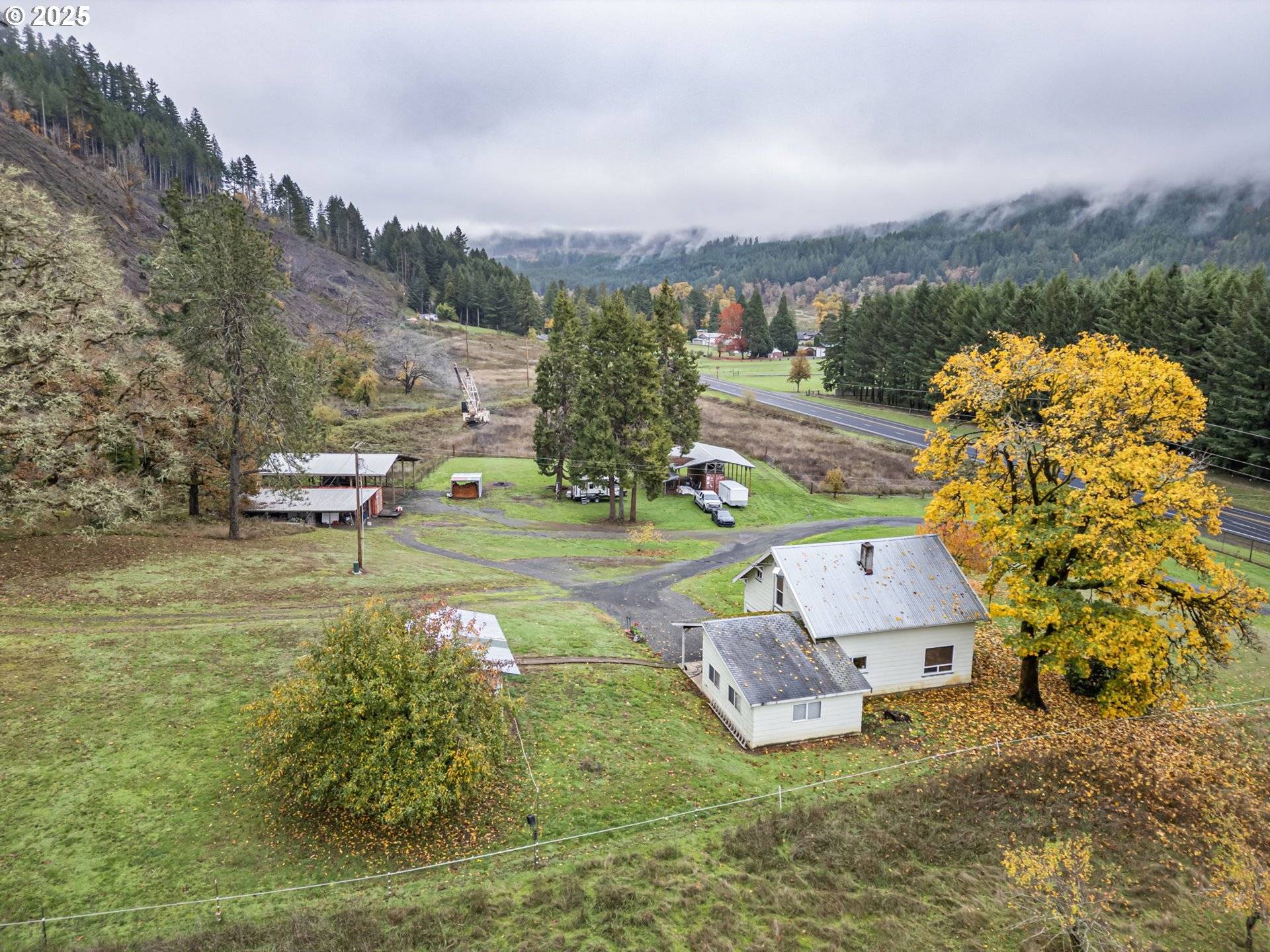 Elkton, OR 97436,27403 STATE HIGHWAY 38