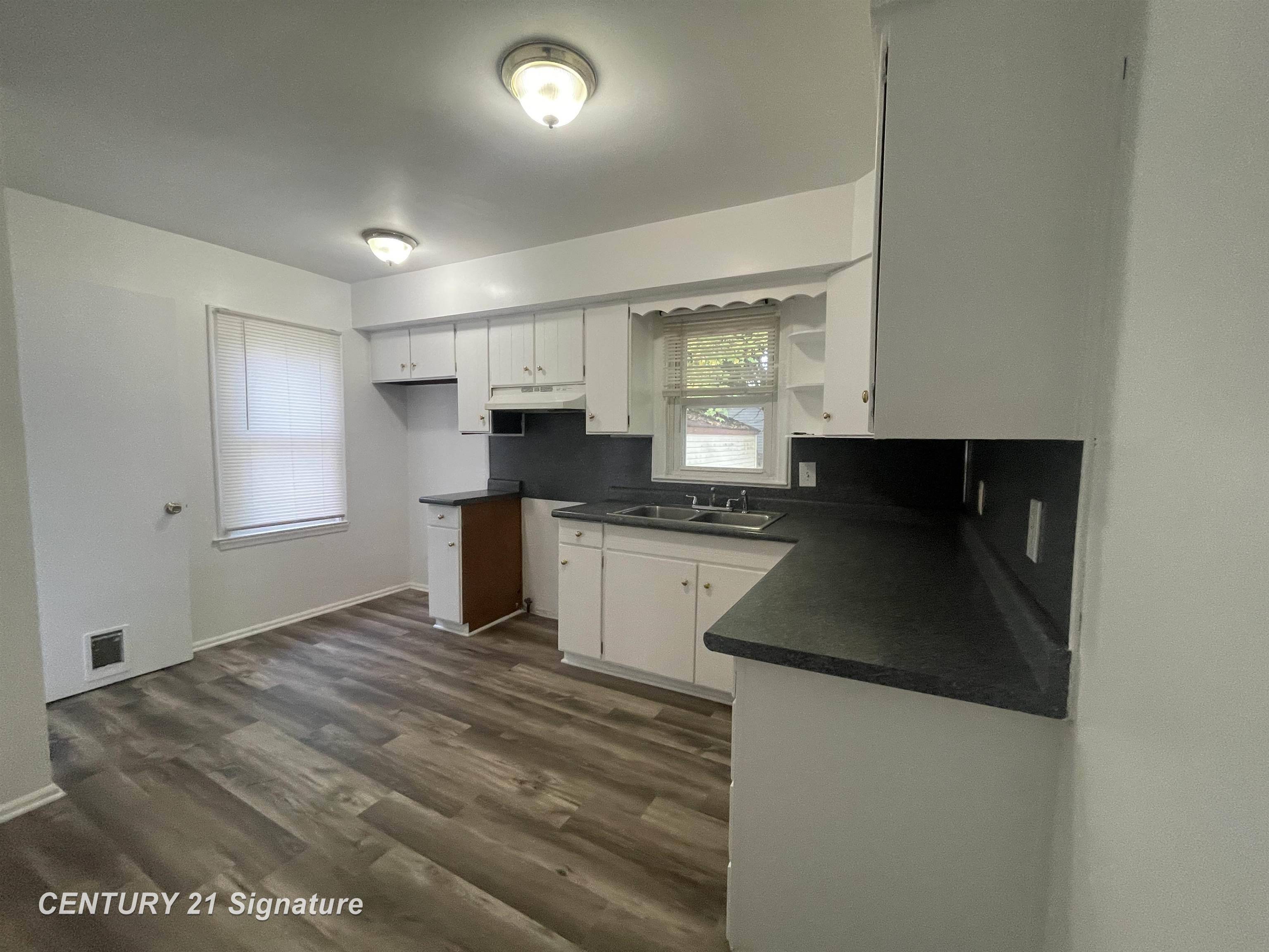 Flint, MI 48507,1418 Blueberry LN