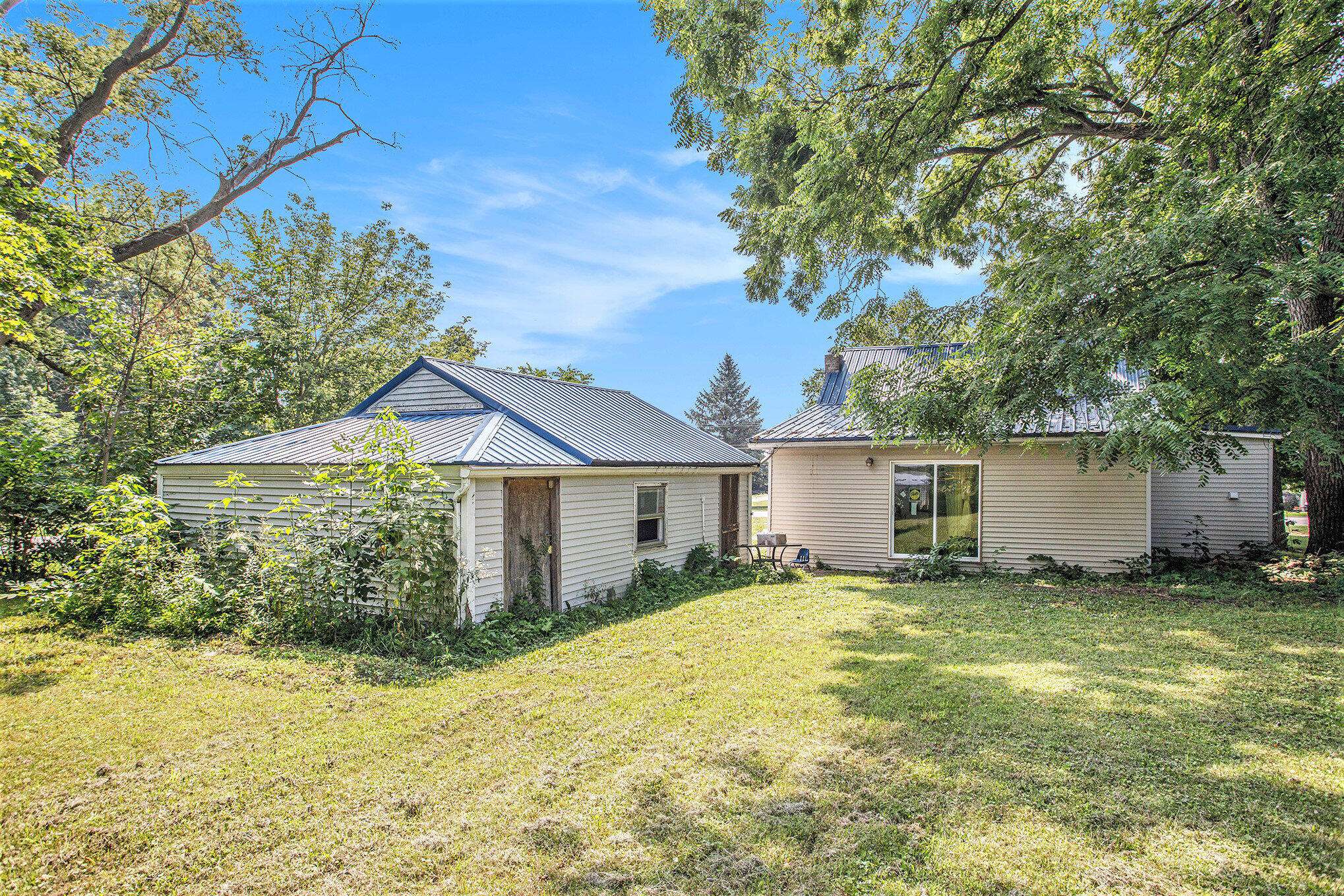 Vermontville, MI 49096,327 E Main ST