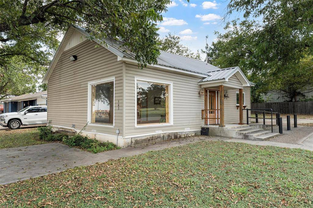 Clifton, TX 76634,603 S Avenue G