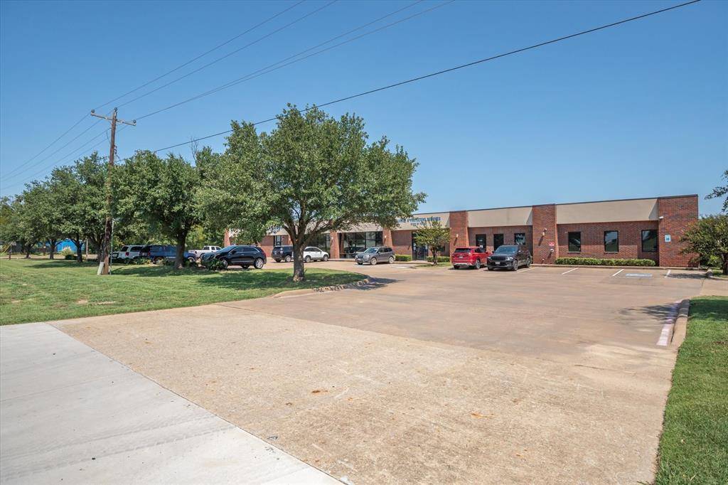 Kaufman, TX 75142,2525 E US Highway 175