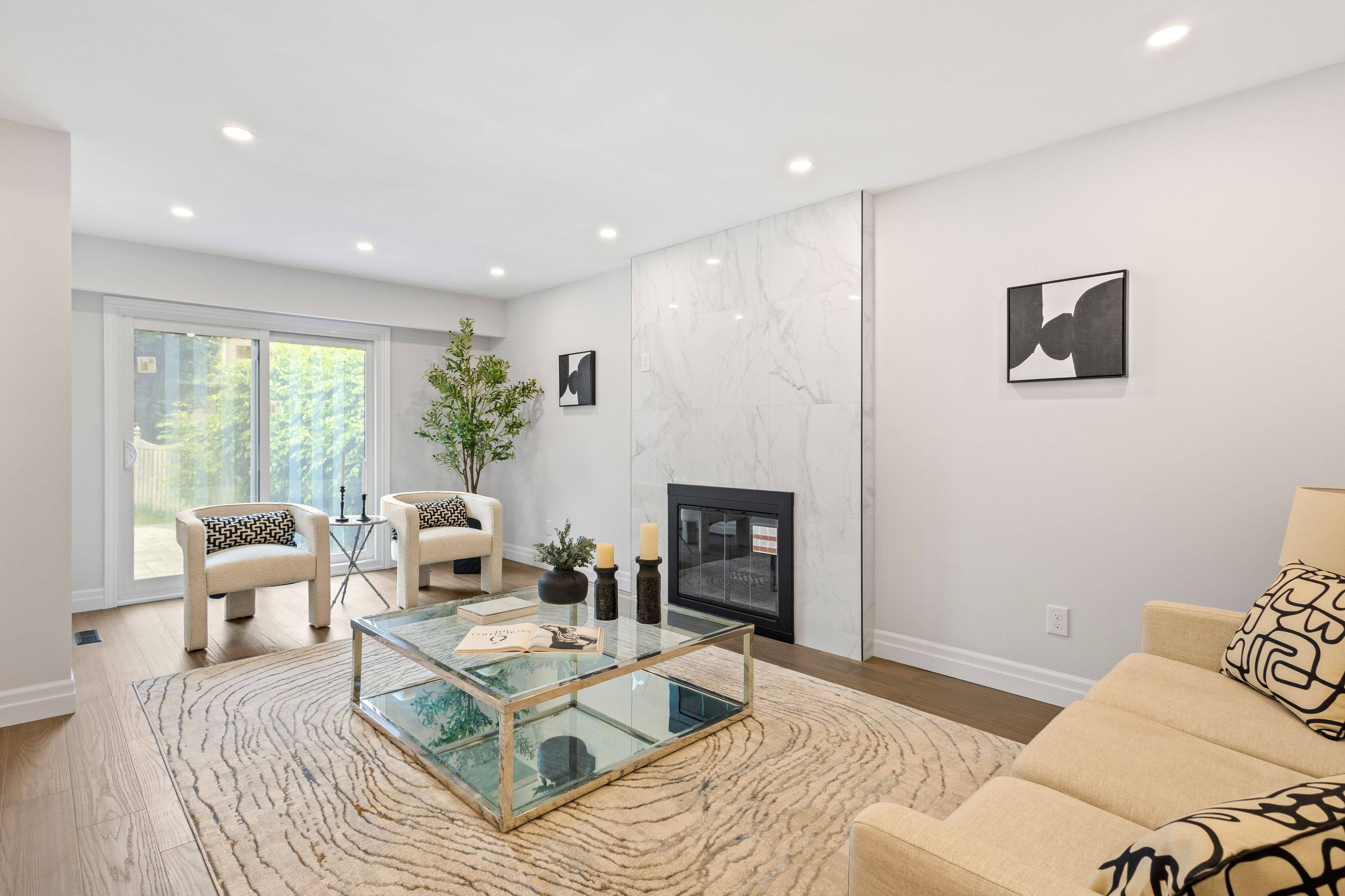 Mississauga, ON L5K 2G2,2535 Robin DR