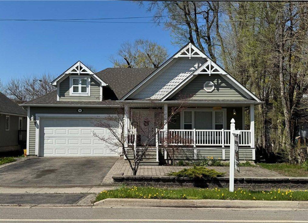 Hamilton, ON L8H 6Z4,996 BEACH BLVD