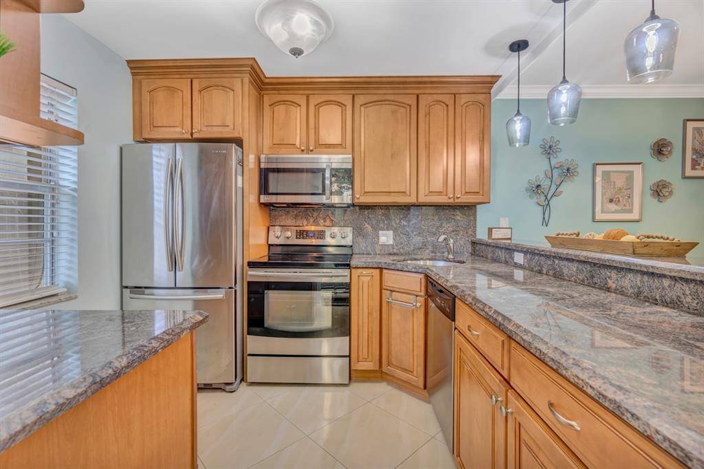 Margate, FL 33063,7680 NW 1st St #108