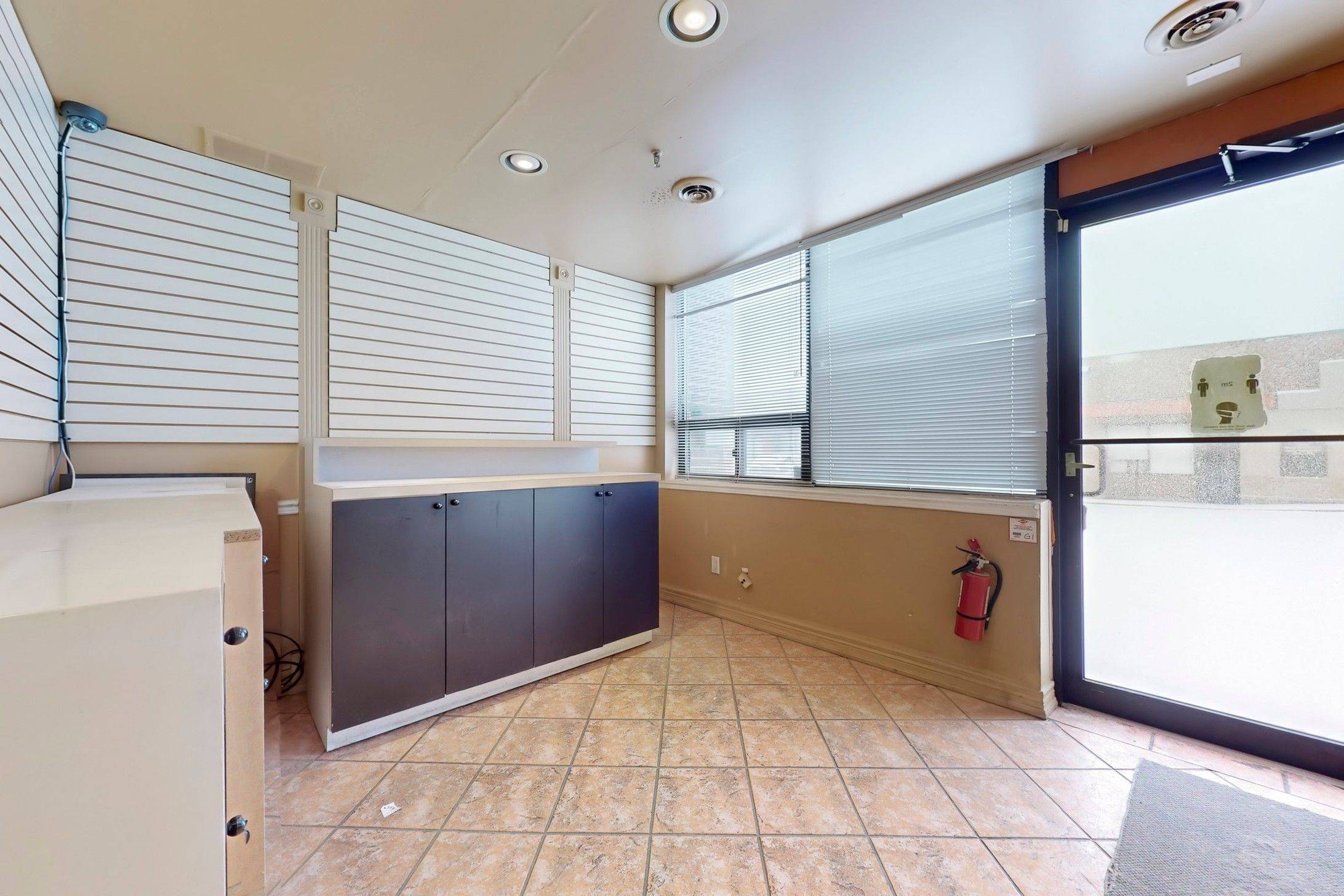 Mississauga, ON L4E 2Z6,5484 Tomken RD #17