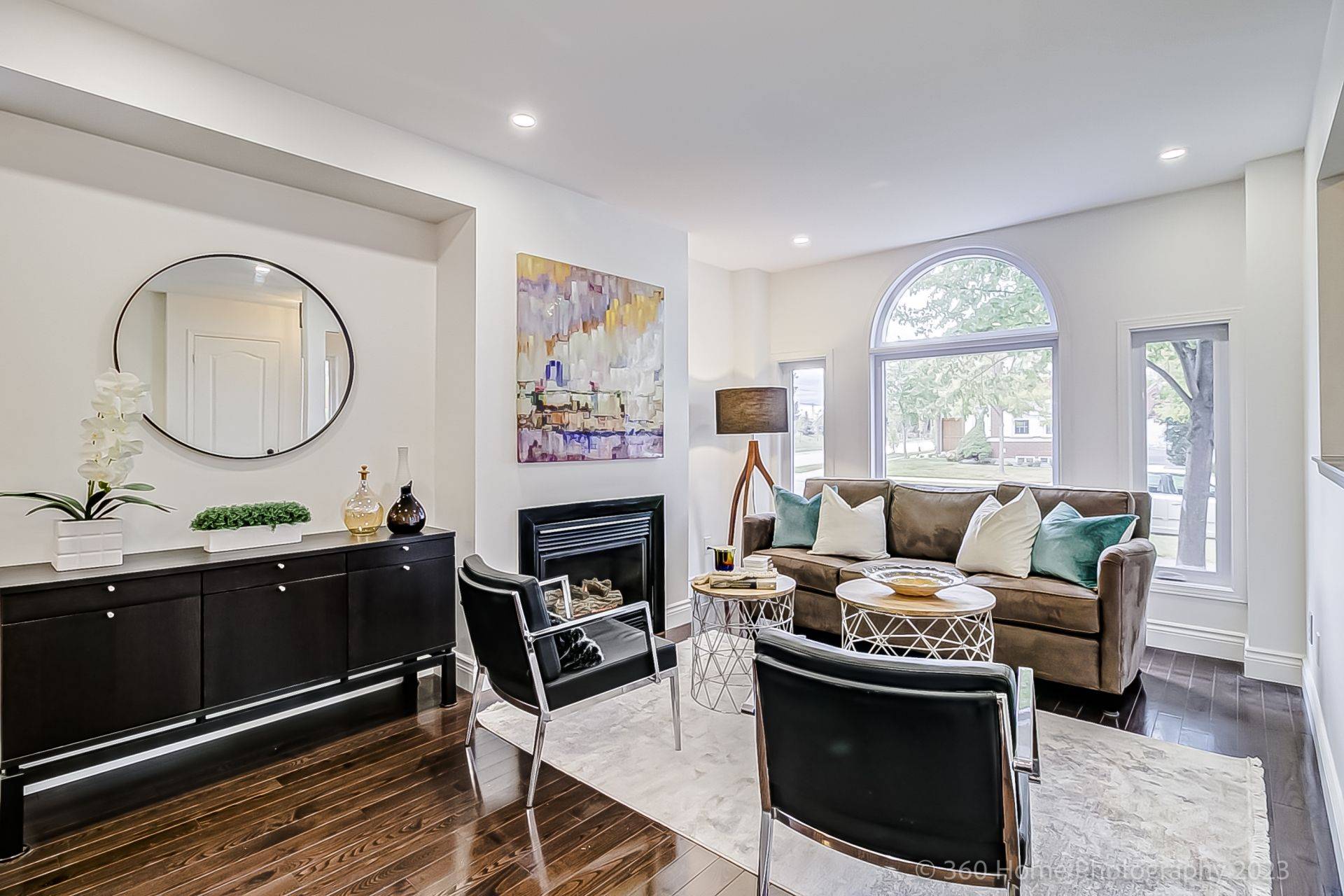 Oakville, ON L6H 6H7,165 Westfield TRL