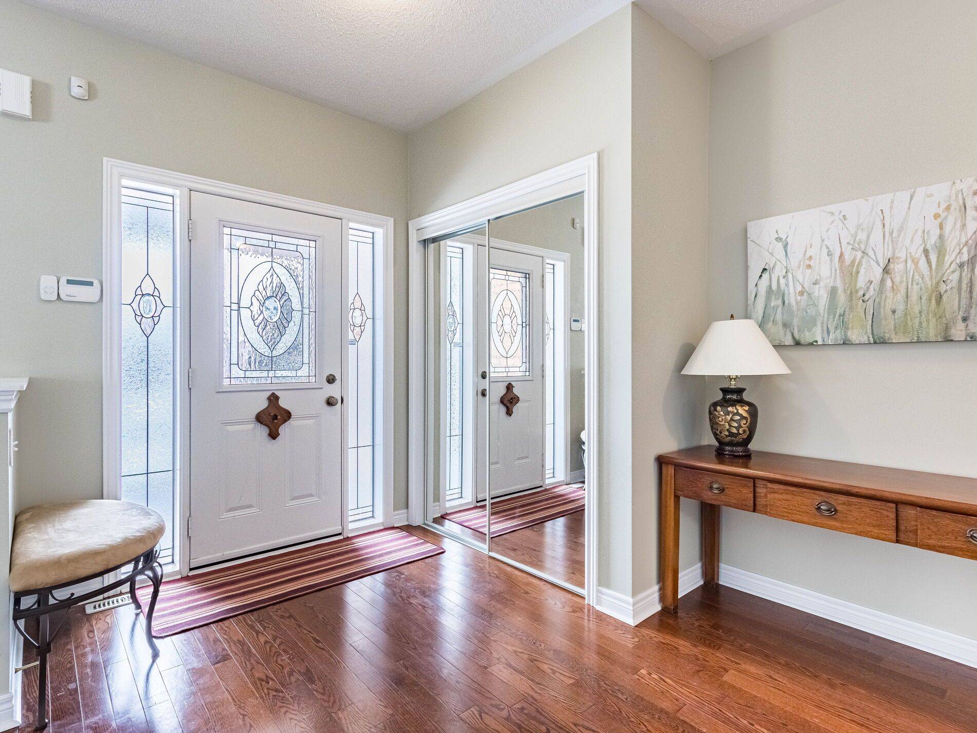 Brampton, ON L6R 0W2,54 Locust DR #34