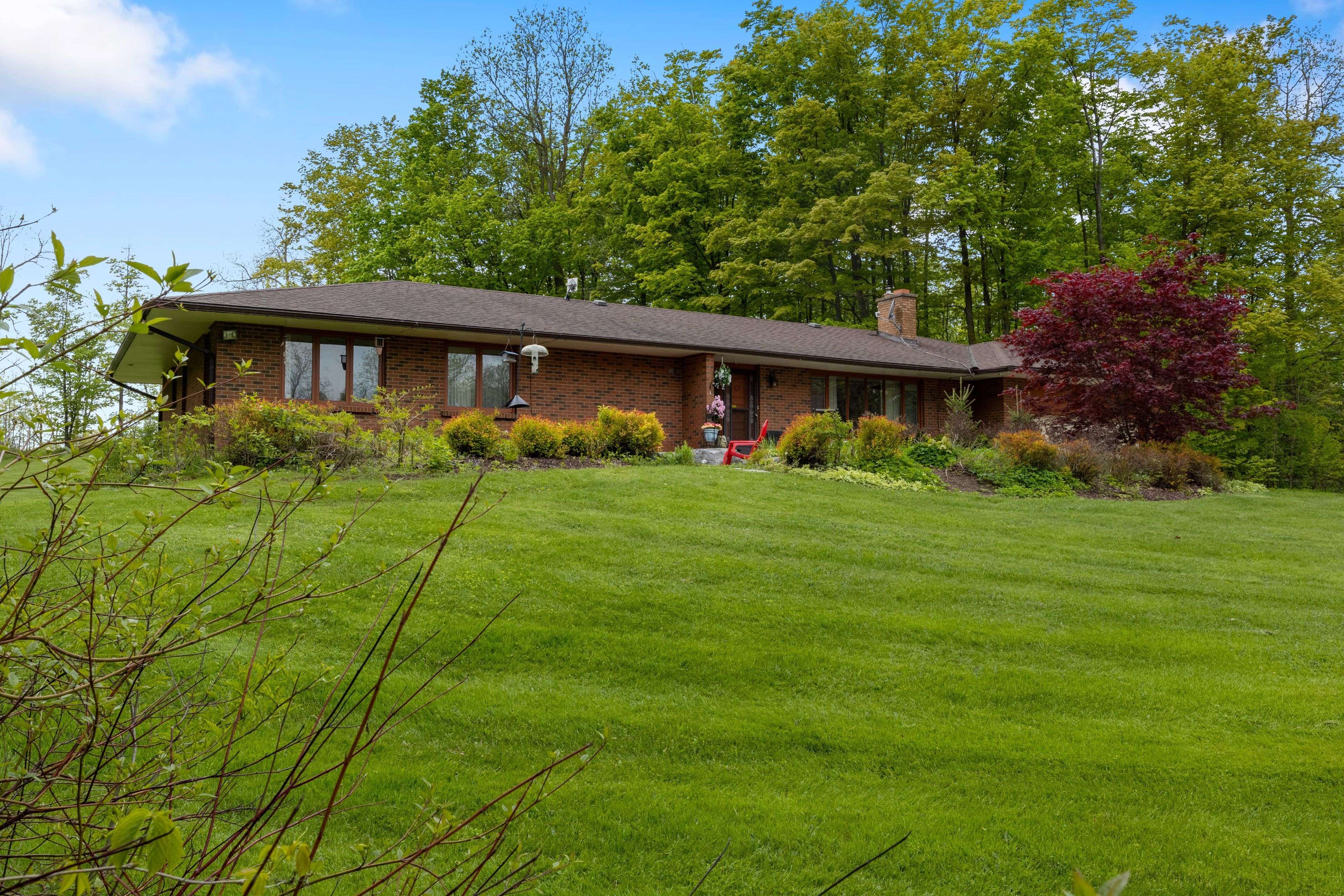 Puslinch, ON N0B 2J0,4711 Watson RD S