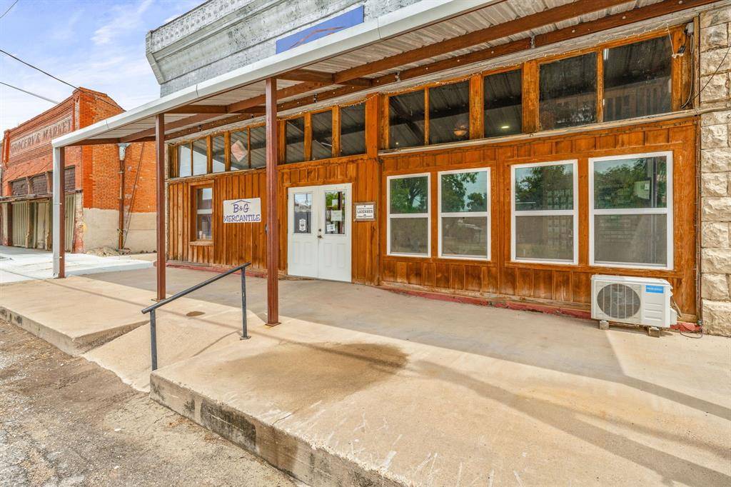 Gorman, TX 76454,109 E Roberts Street