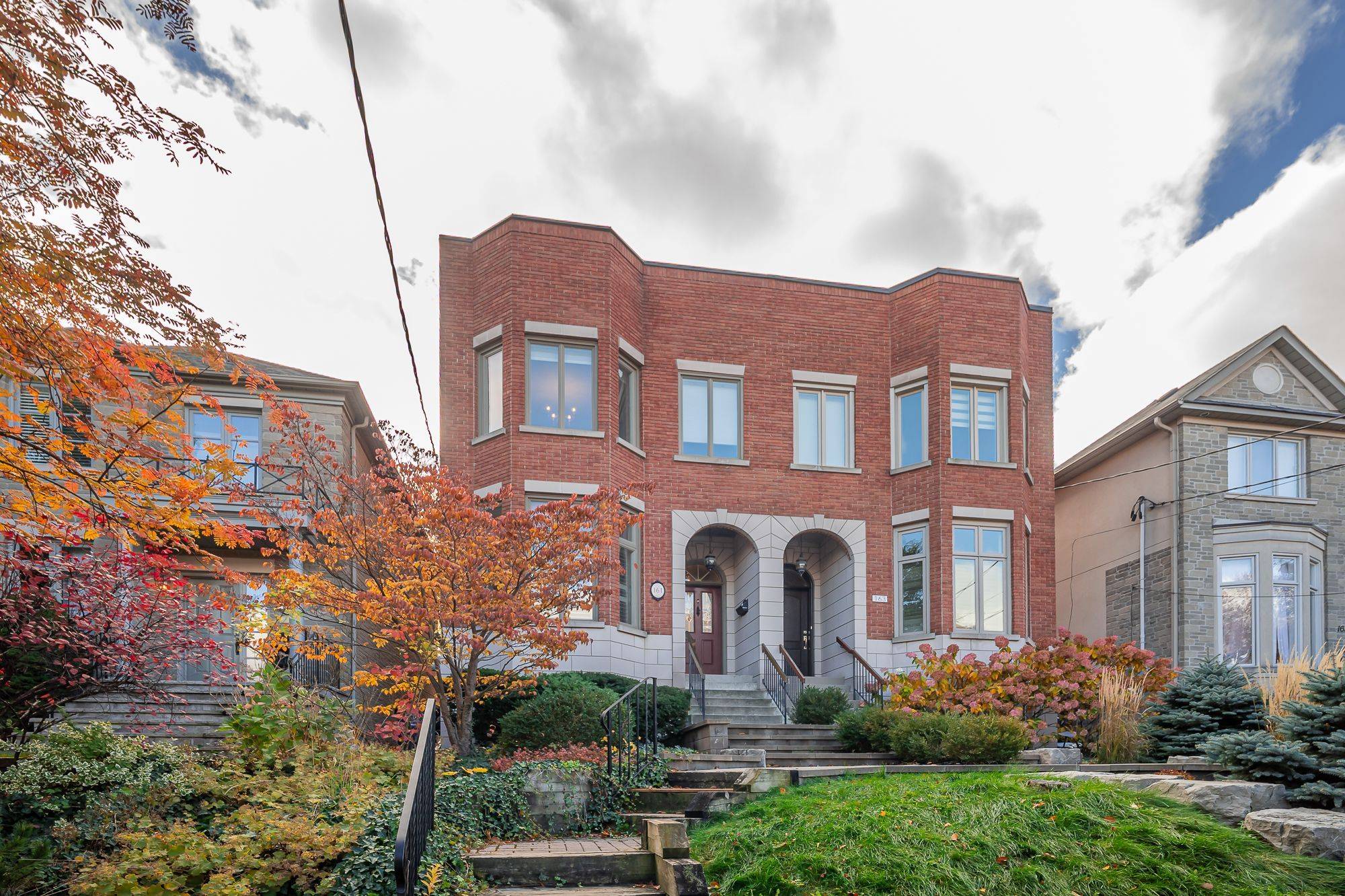 Toronto C04, ON M5M 1M6,161 Cranbrooke AVE