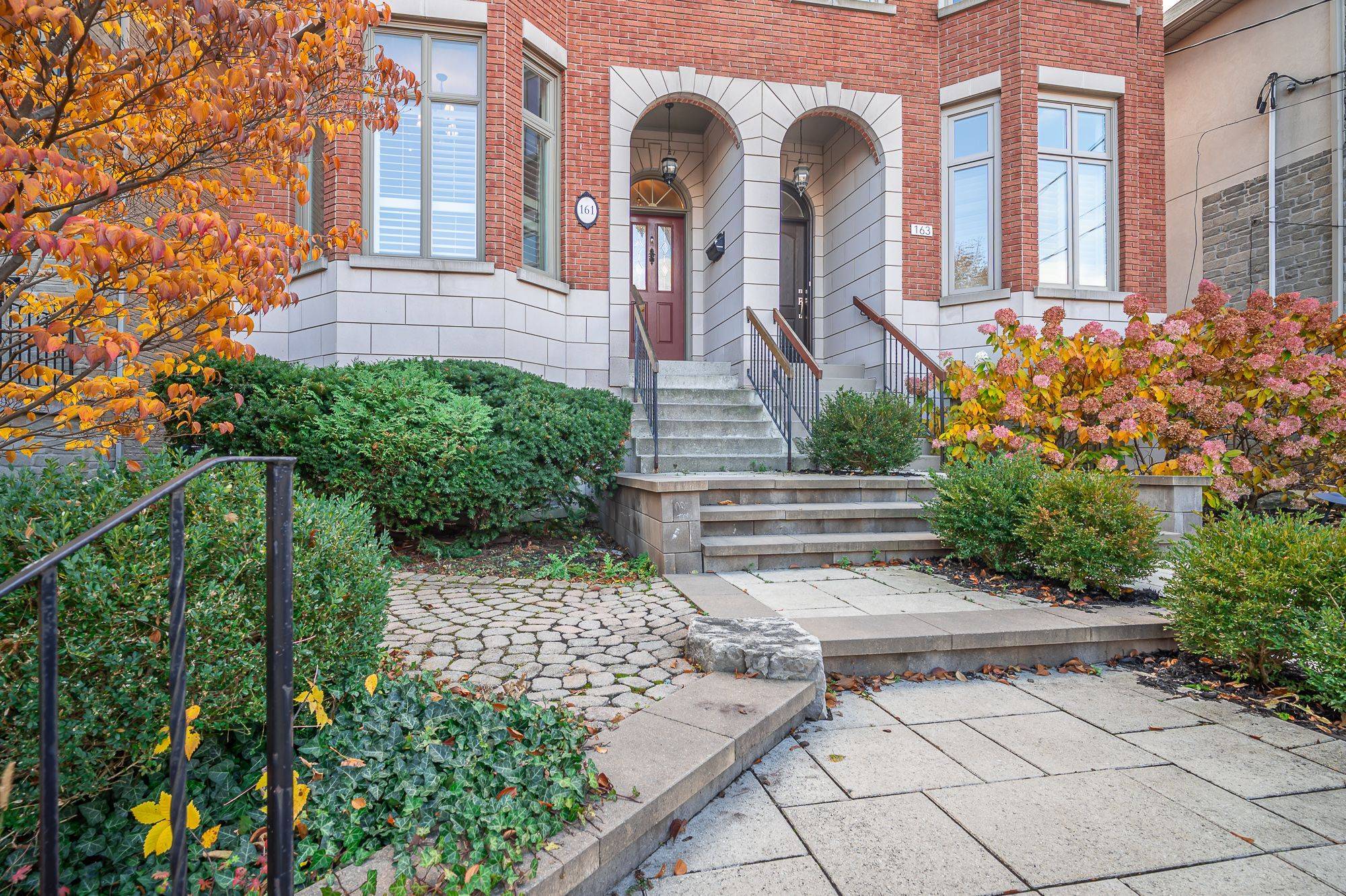 Toronto C04, ON M5M 1M6,161 Cranbrooke AVE