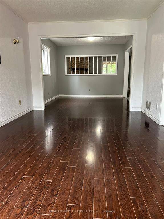 Pickering, ON L1X 2R1,2285 Cottonwood CIR