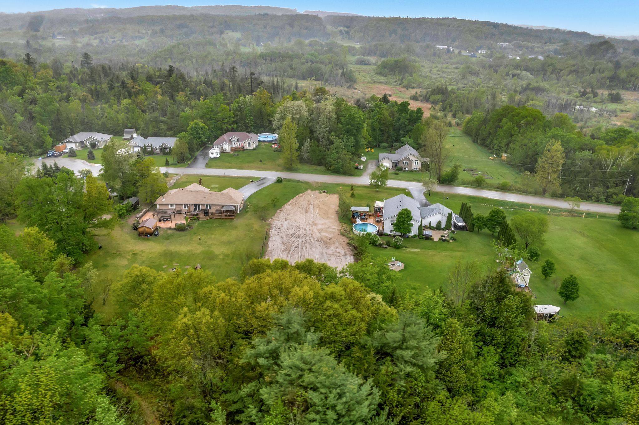 43b Deerfield DR, Quinte West, ON K0K 2C0