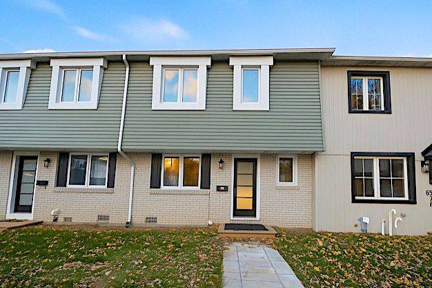 Overbrook - Castleheights And Area, ON K1K 2E9,660 Hochelaga ST #28