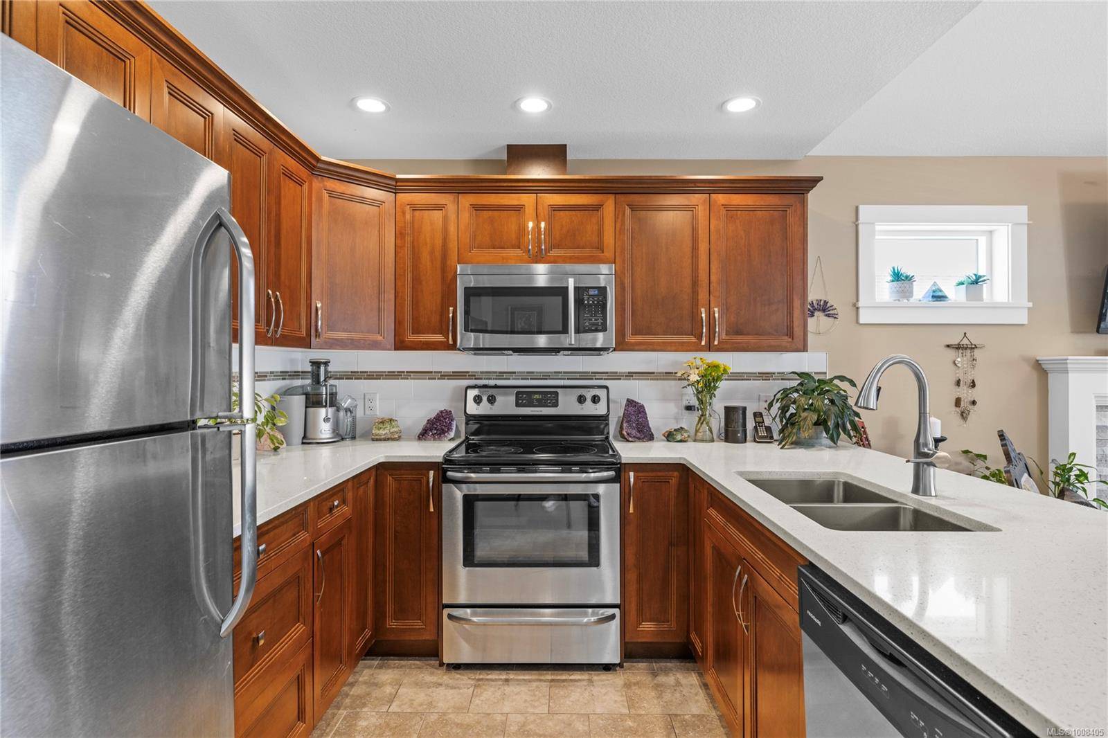 Nanaimo, BC V9V 0A9,6189 Nitinat Way #2