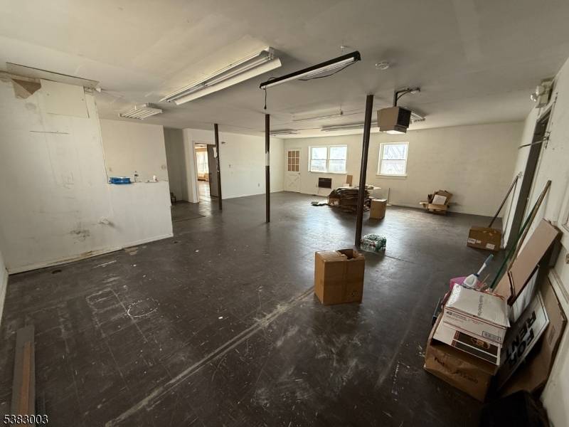 Kenilworth Boro, NJ 07033,340 Monroe Ave