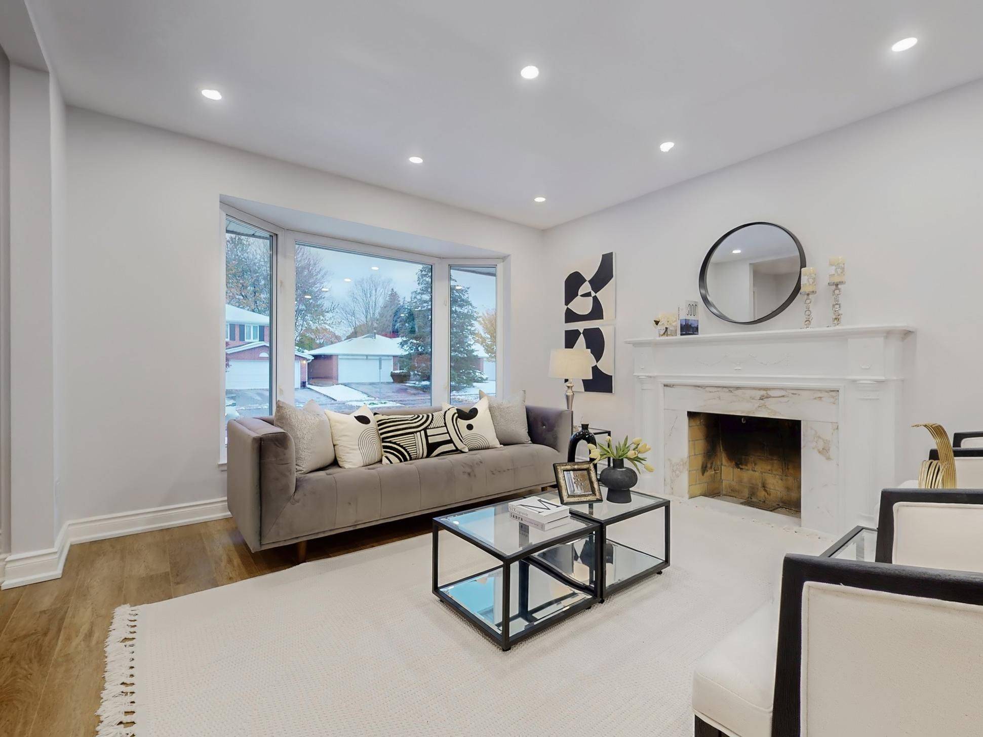 Toronto C15, ON M2J 1H4,19 shaughnessy BLVD