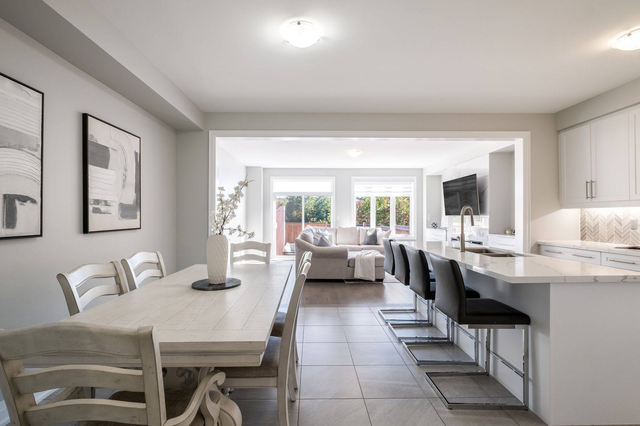 East Gwillimbury, ON L9N 0V4,307 Silk Twist DR