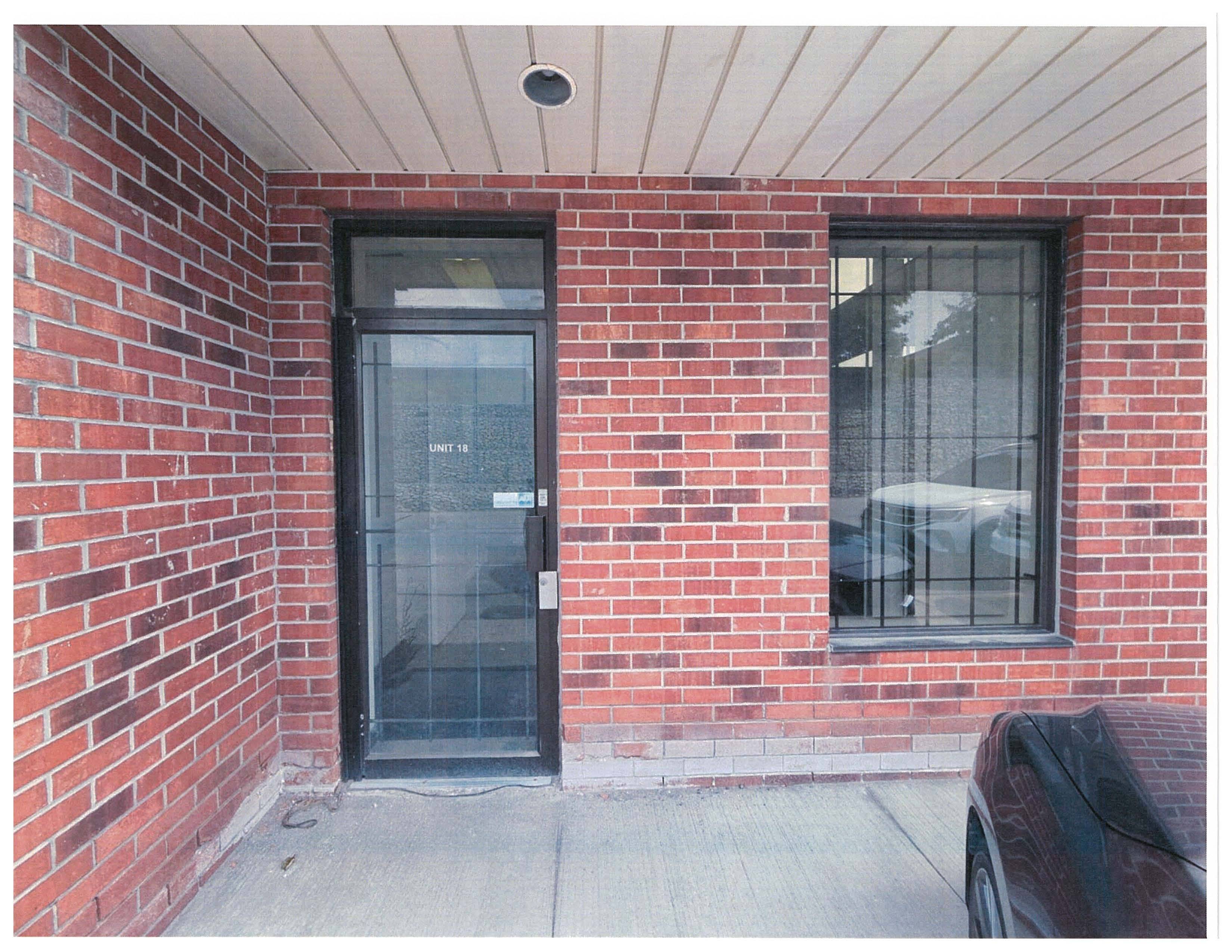 Mississauga, ON L4Z 3K5,215 Traders BLVD #unit #18