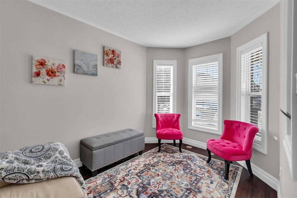 Milton, ON L9T 0K6,796 Hepburn RD