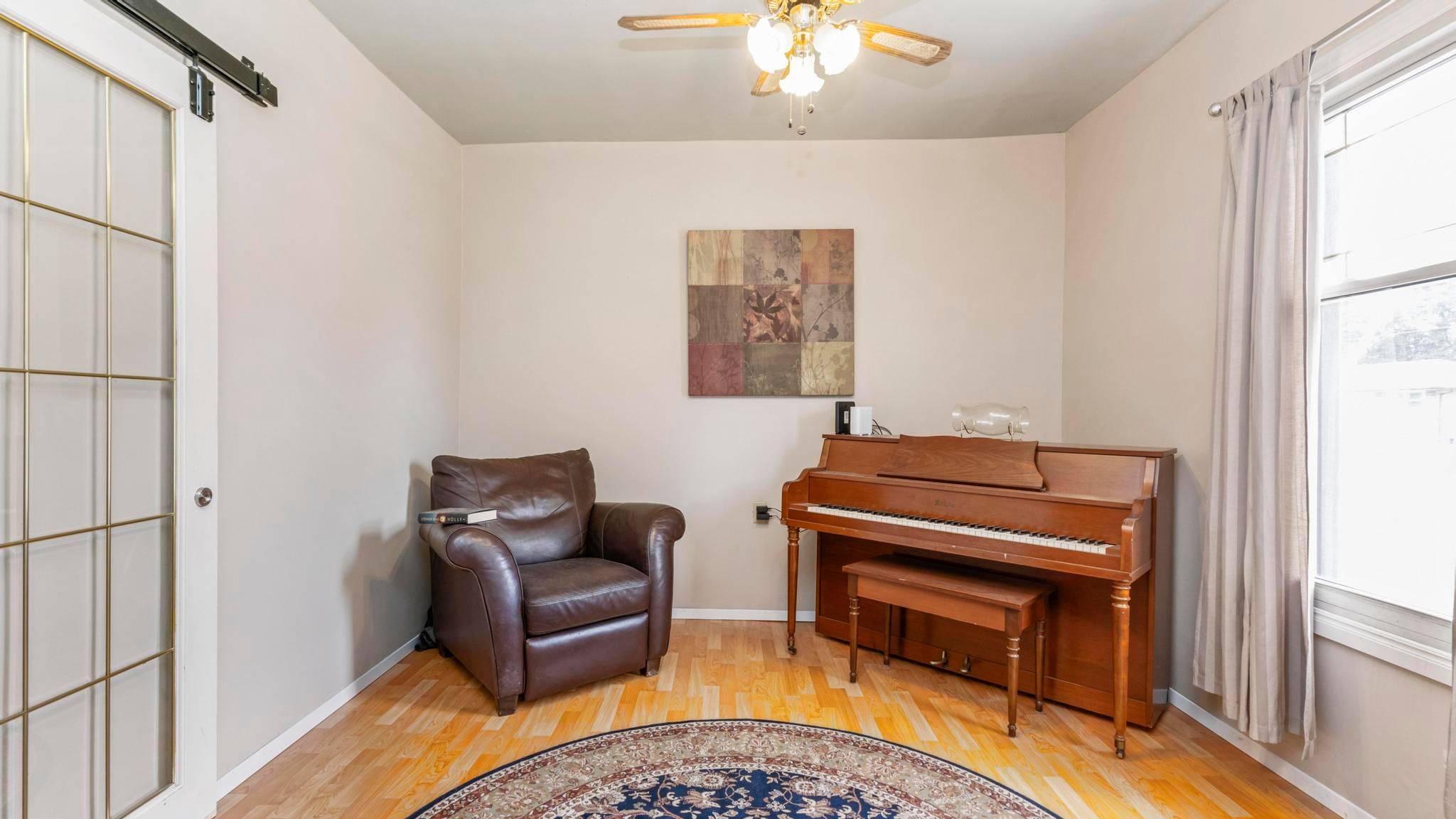 Strathroy-caradoc, ON N7G 2H5,41 Queen ST