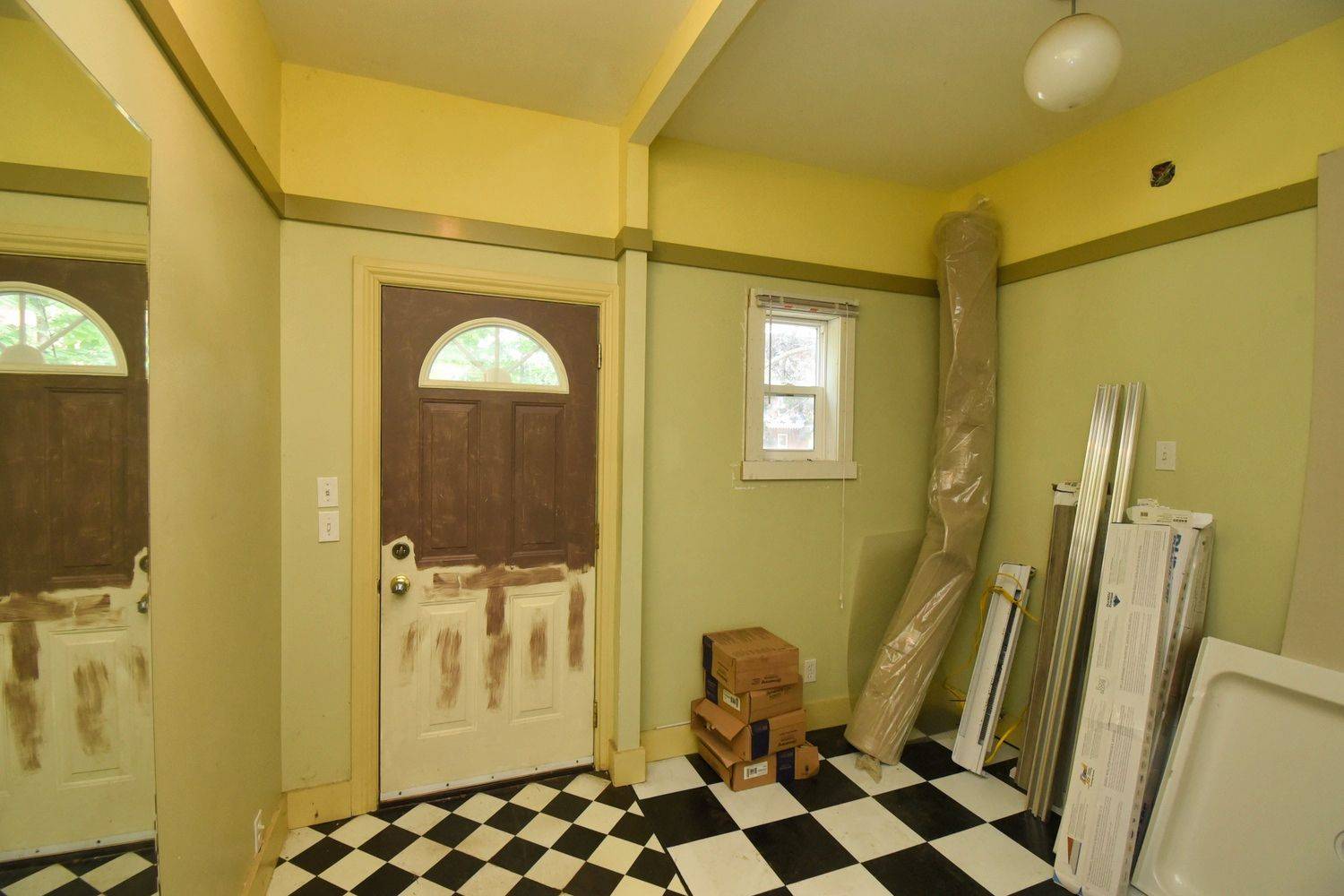 Hamilton, ON L8M 2Z5,167 Prospect ST S