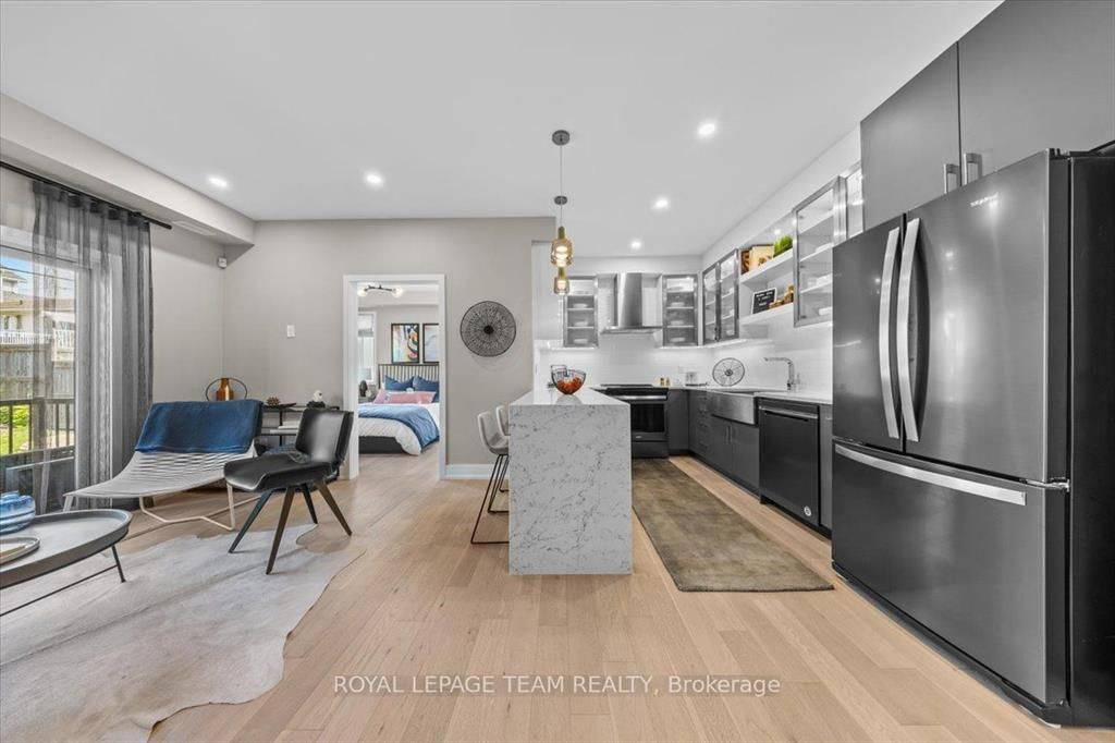 Orleans - Cumberland And Area, ON K4A 5T9,2376 Tenth Line RD #203