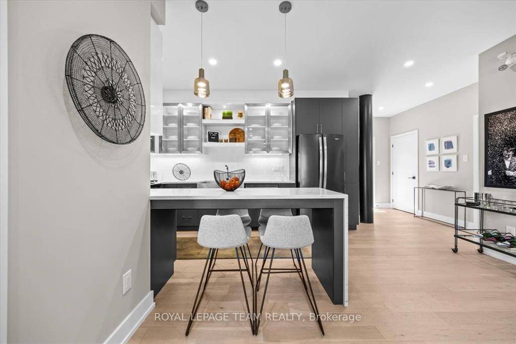 Orleans - Cumberland And Area, ON K4A 5T9,2376 Tenth Line RD #203