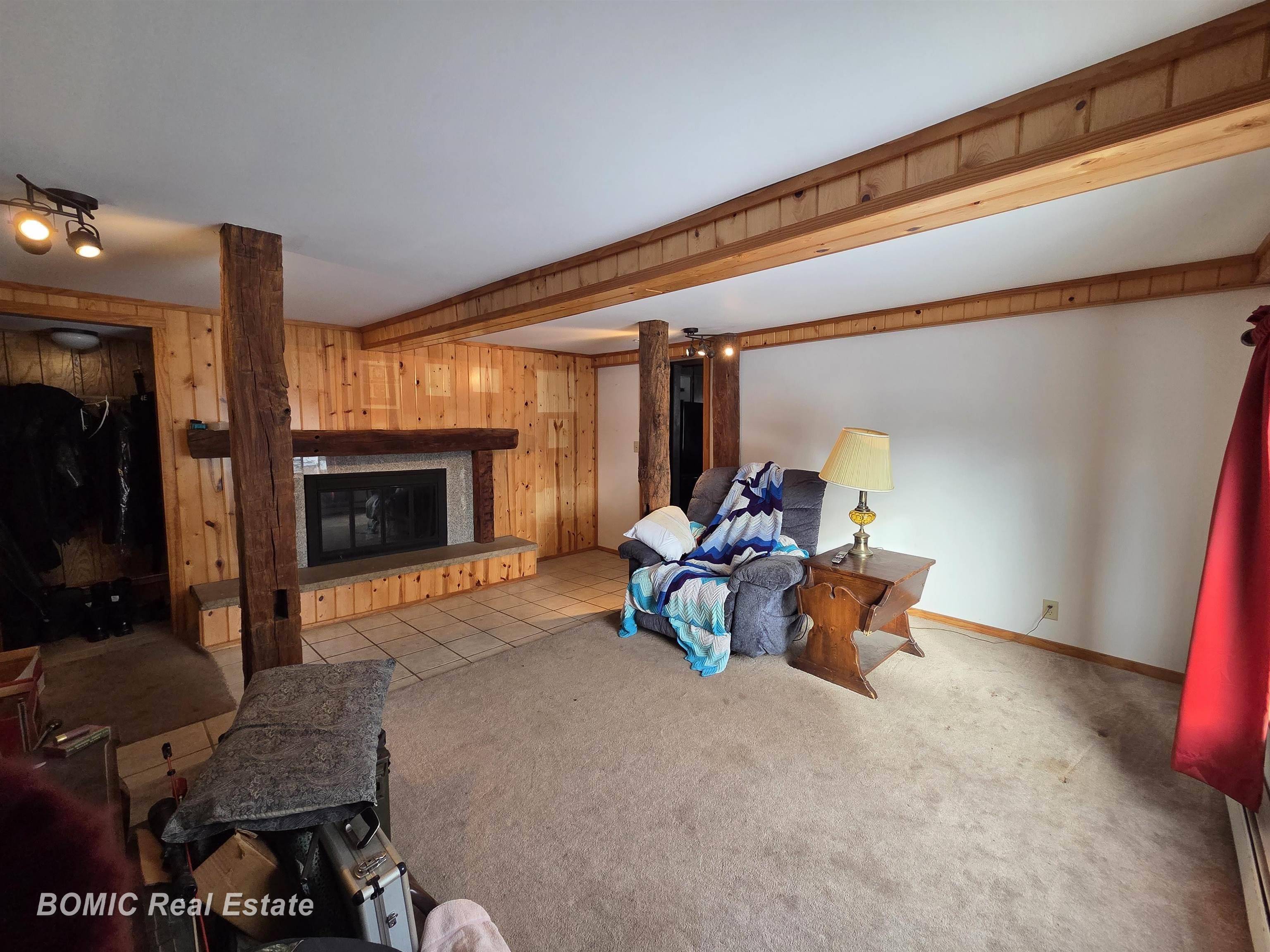 Vassar, MI 48768,8832 Ormes RD