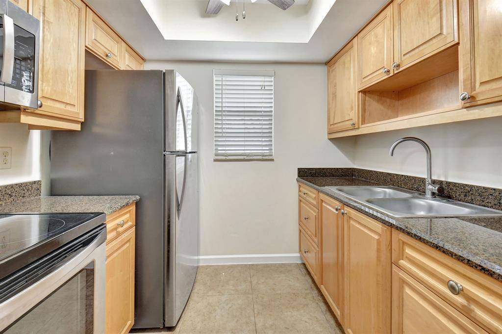 Boynton Beach, FL 33435,640 NE 6th Ct #G