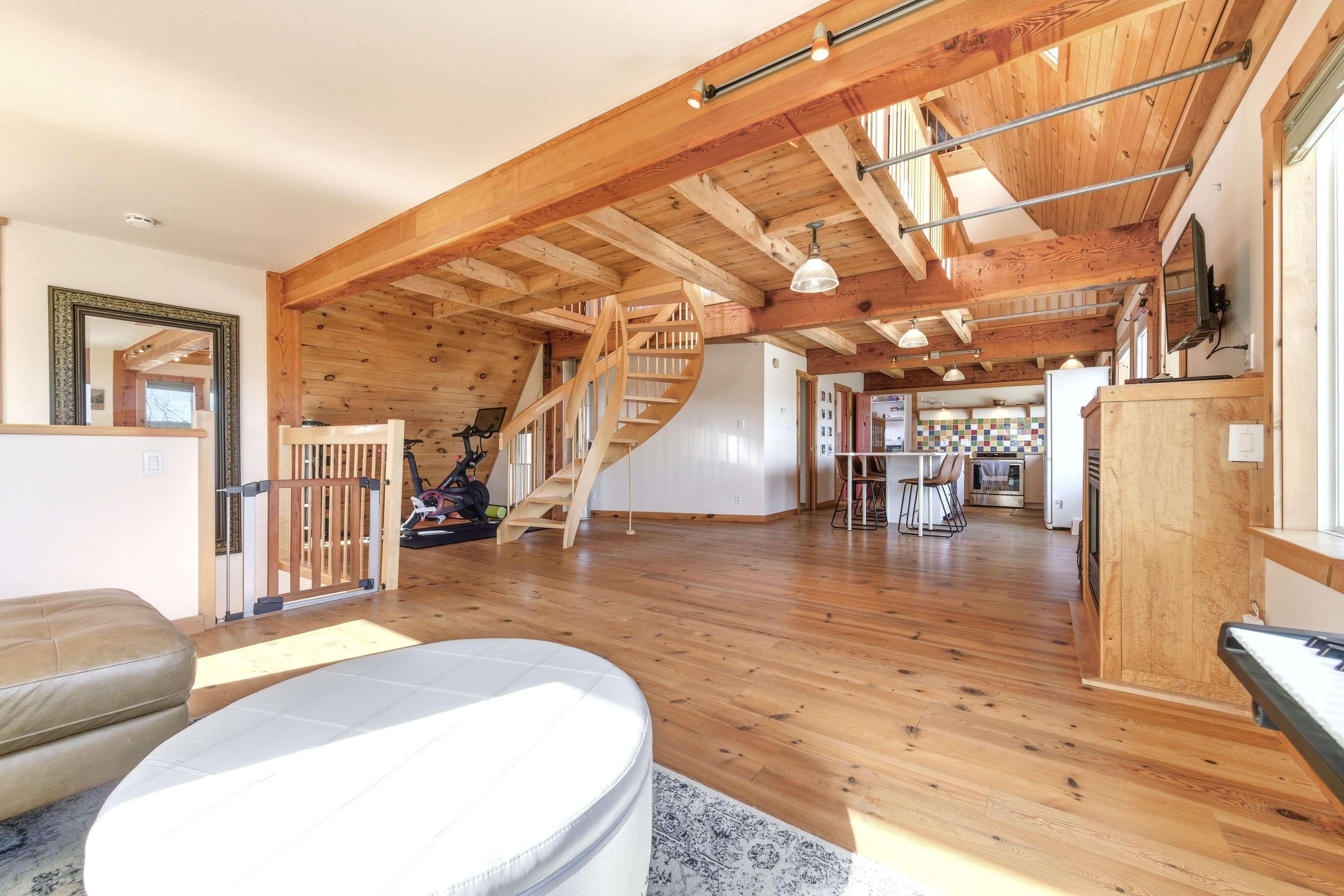 Deep River, ON K0J 1P0,120 Deep River RD