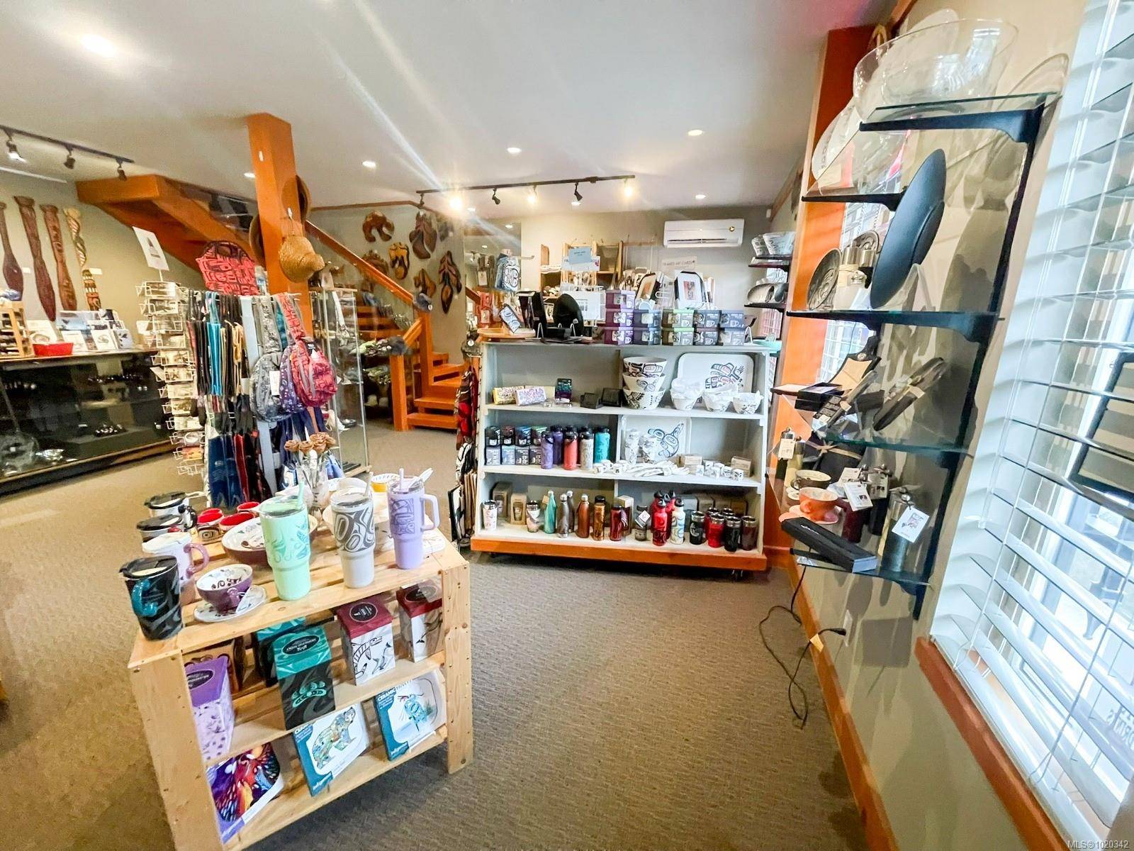 Fanny Bay, BC V0R 1W0,7581 Island Hwy S