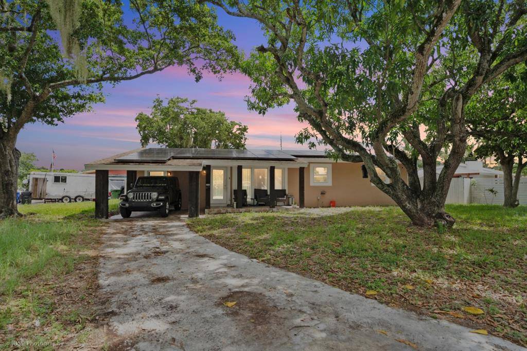 Fort Lauderdale, FL 33312,1880 SW 37th Way