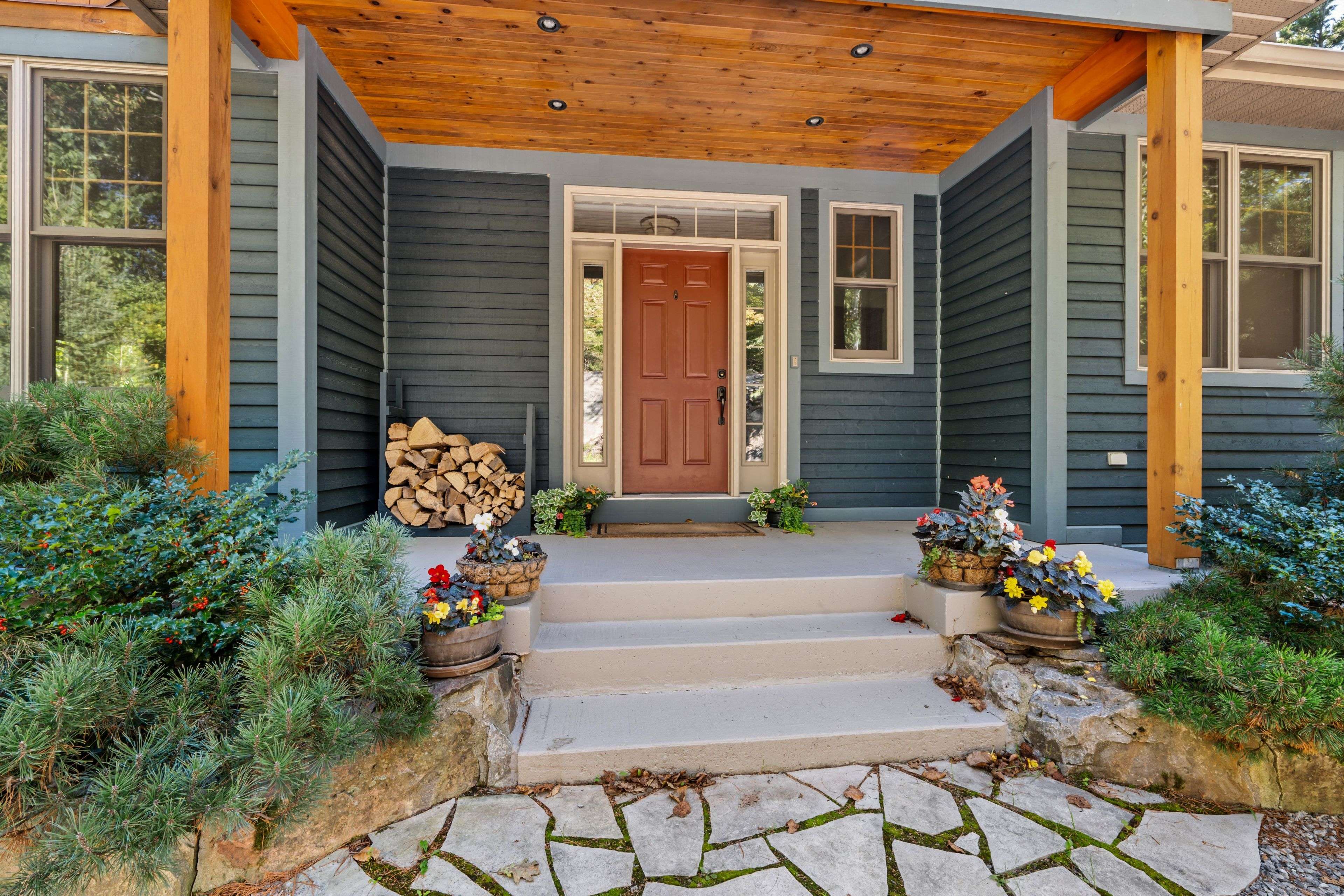 Leeds And The Thousand Islands, ON K0E 1L0,216 Tumbledown RD