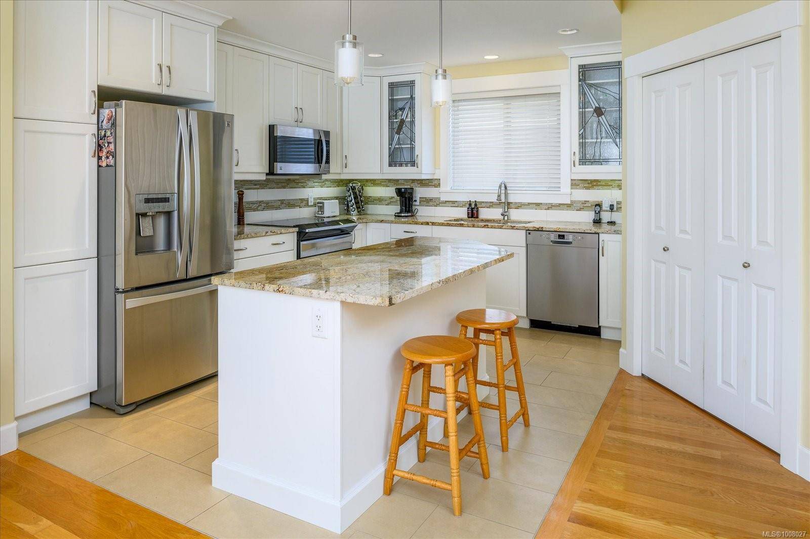 Nanaimo, BC V9T 5Y7,6024 Monashee Way