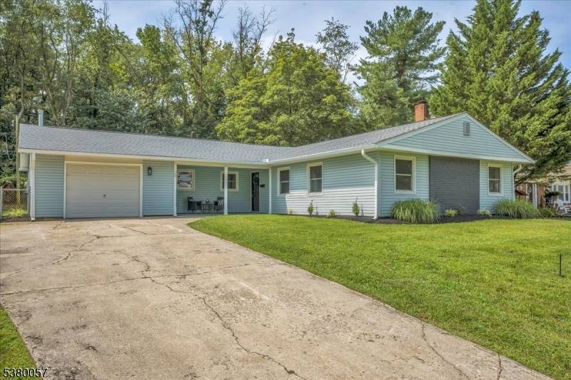 Willingboro Twp., NJ 08046,29 Evergreen Dr