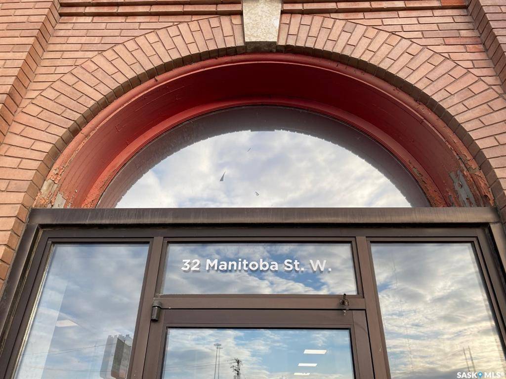 Moose Jaw, SK S6H 1P7,32 Manitoba STREET W #110