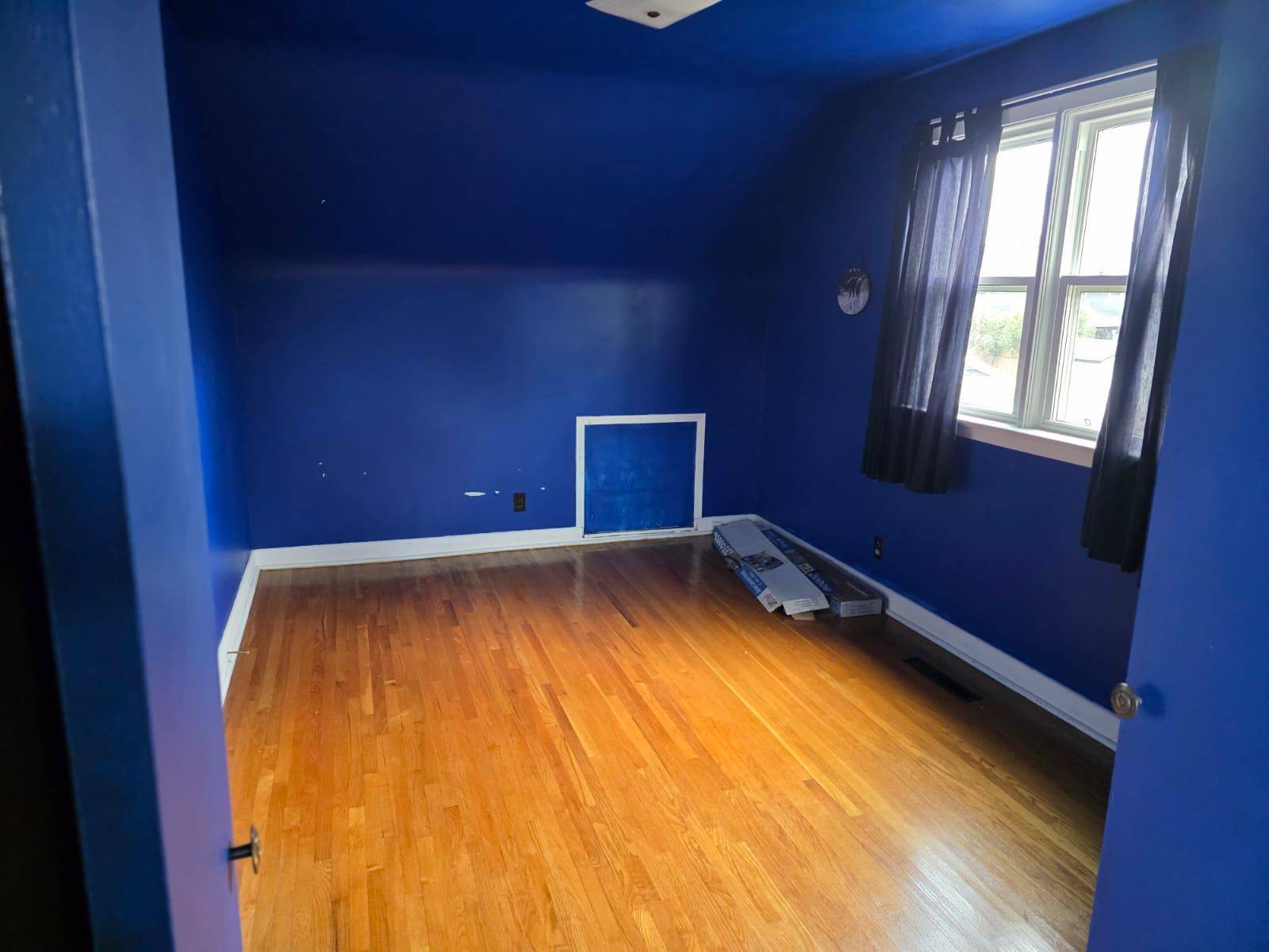 Milton, ON L9T 1C3,215 Elmwood CRES