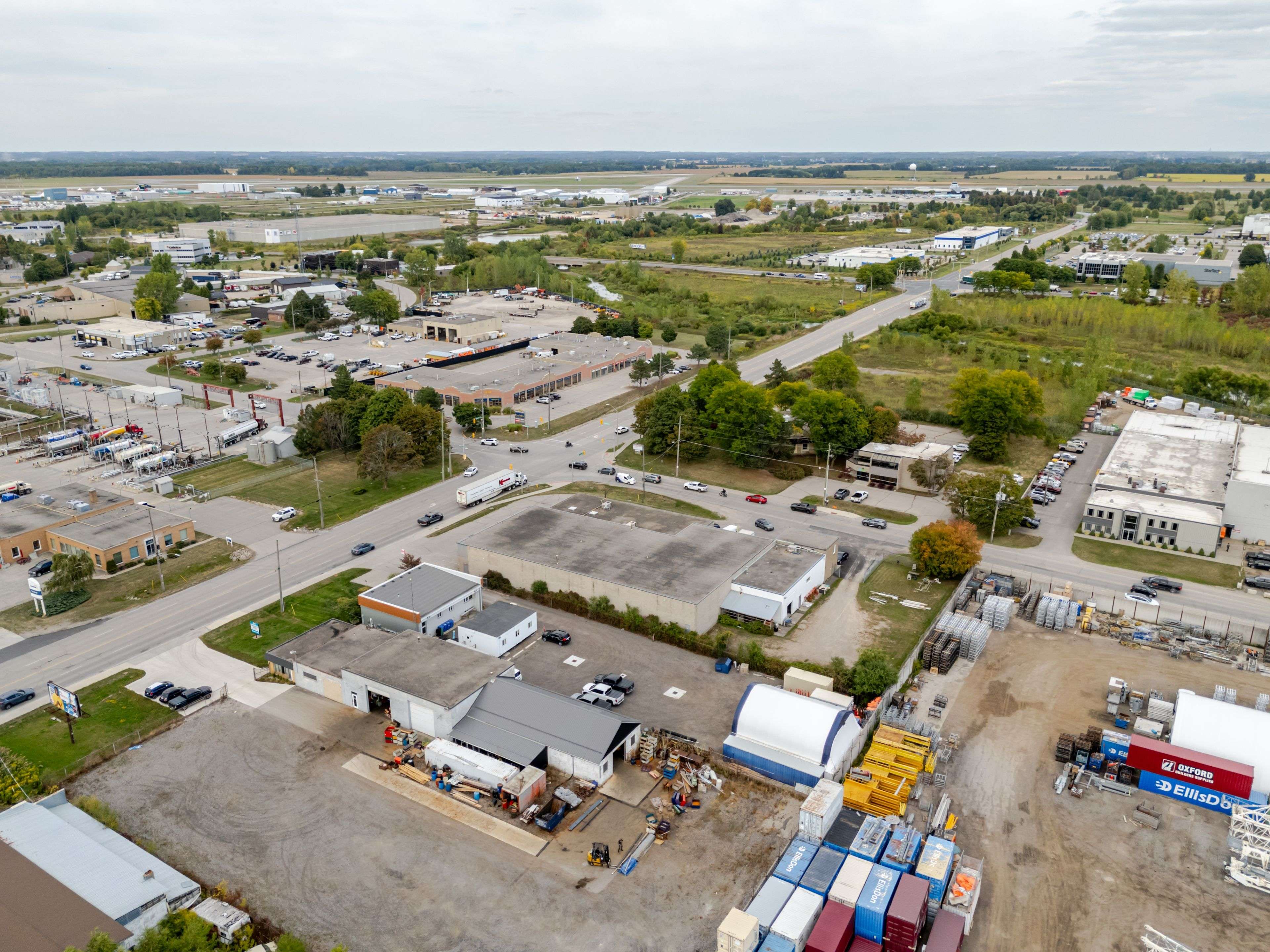 London East, ON N5V 2Z7,2101 Oxford ST E