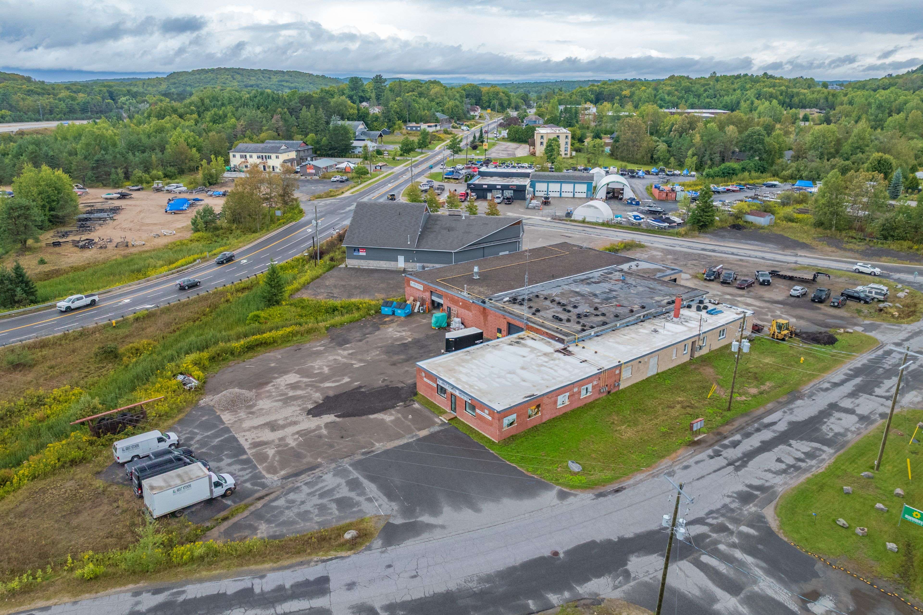 Huntsville, ON P1H 1Y3,45 Cairns CRES