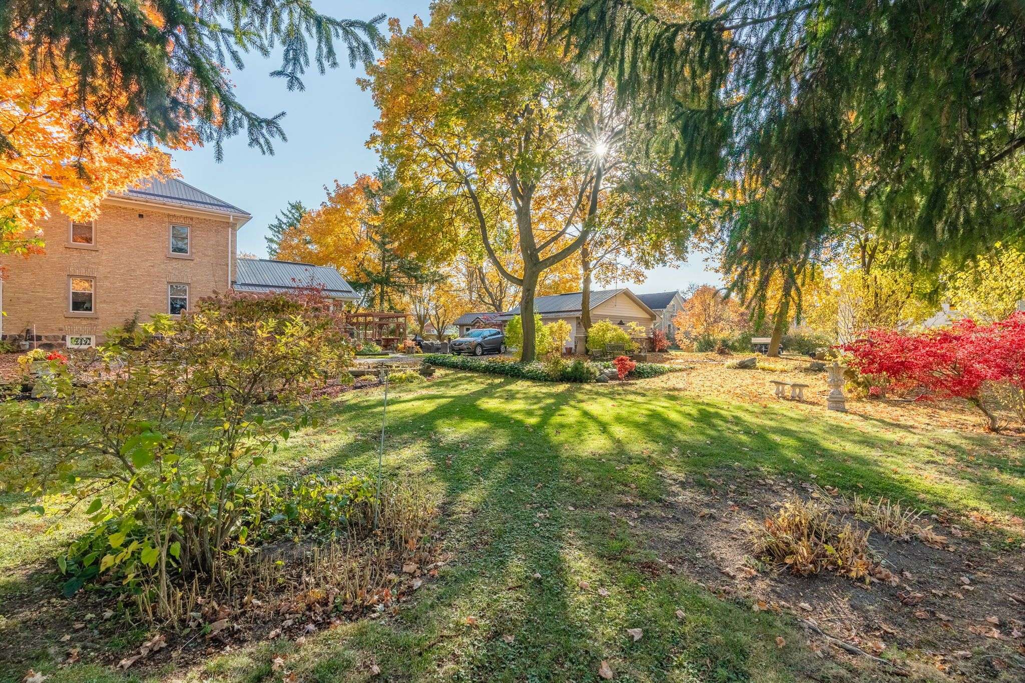 Bluewater, ON N0M 2T0,21 Rosalie ST