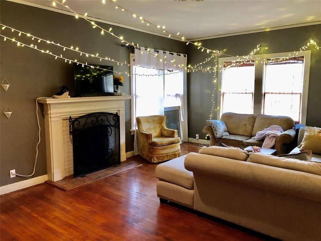 Fort Worth, TX 76109,3301 Rogers Avenue