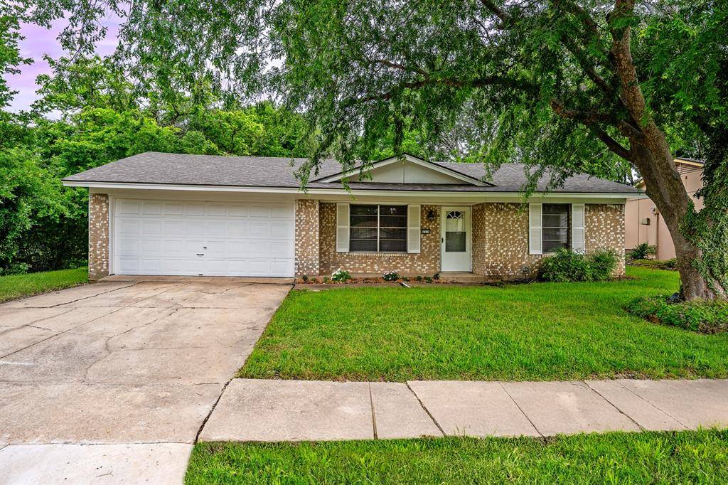 Sherman, TX 75090,217 E Iowa Street