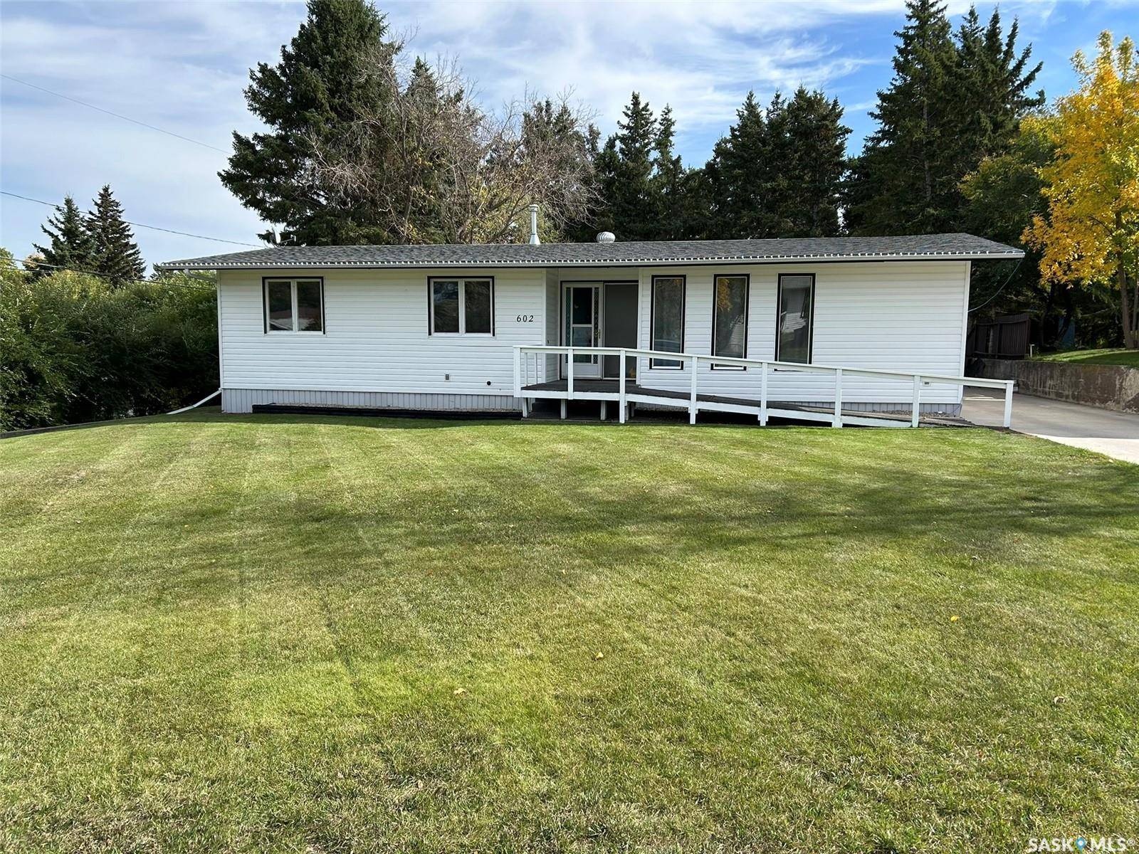 Kelvington, SK S0A 1W0,602 Hall STREET