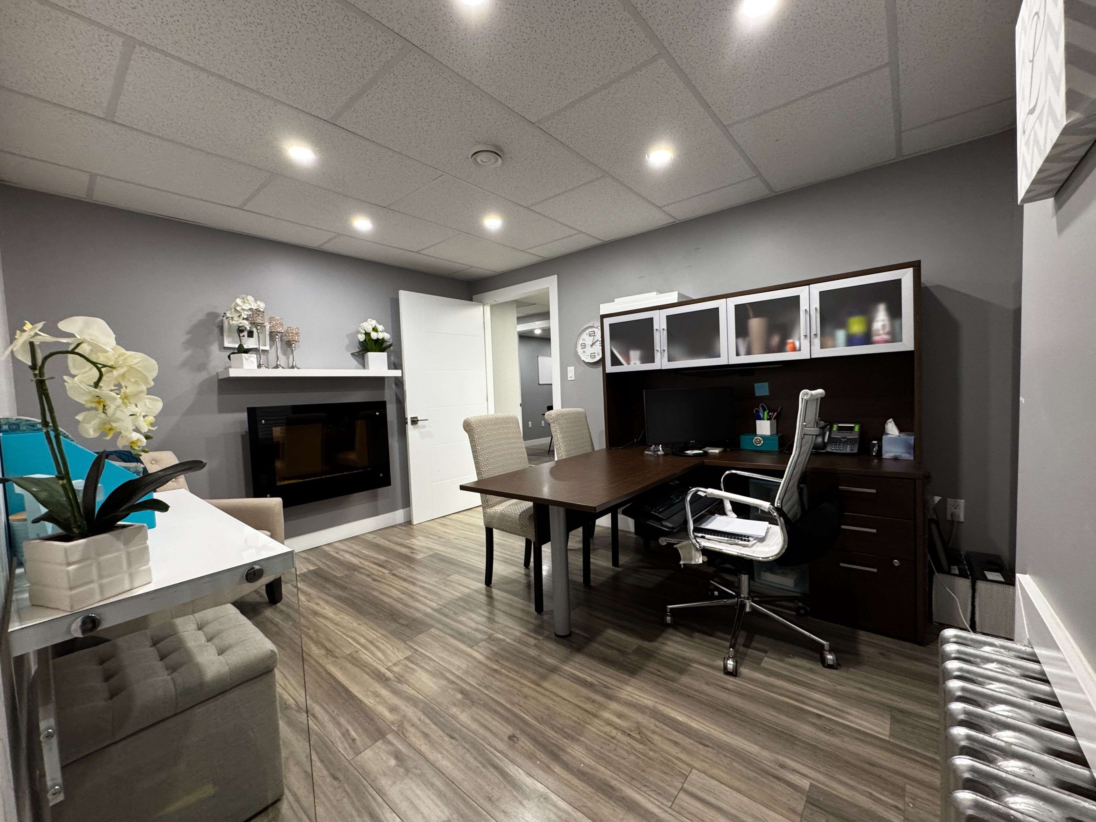 Timmins, ON P4N 2K1,91-93 Pine ST S