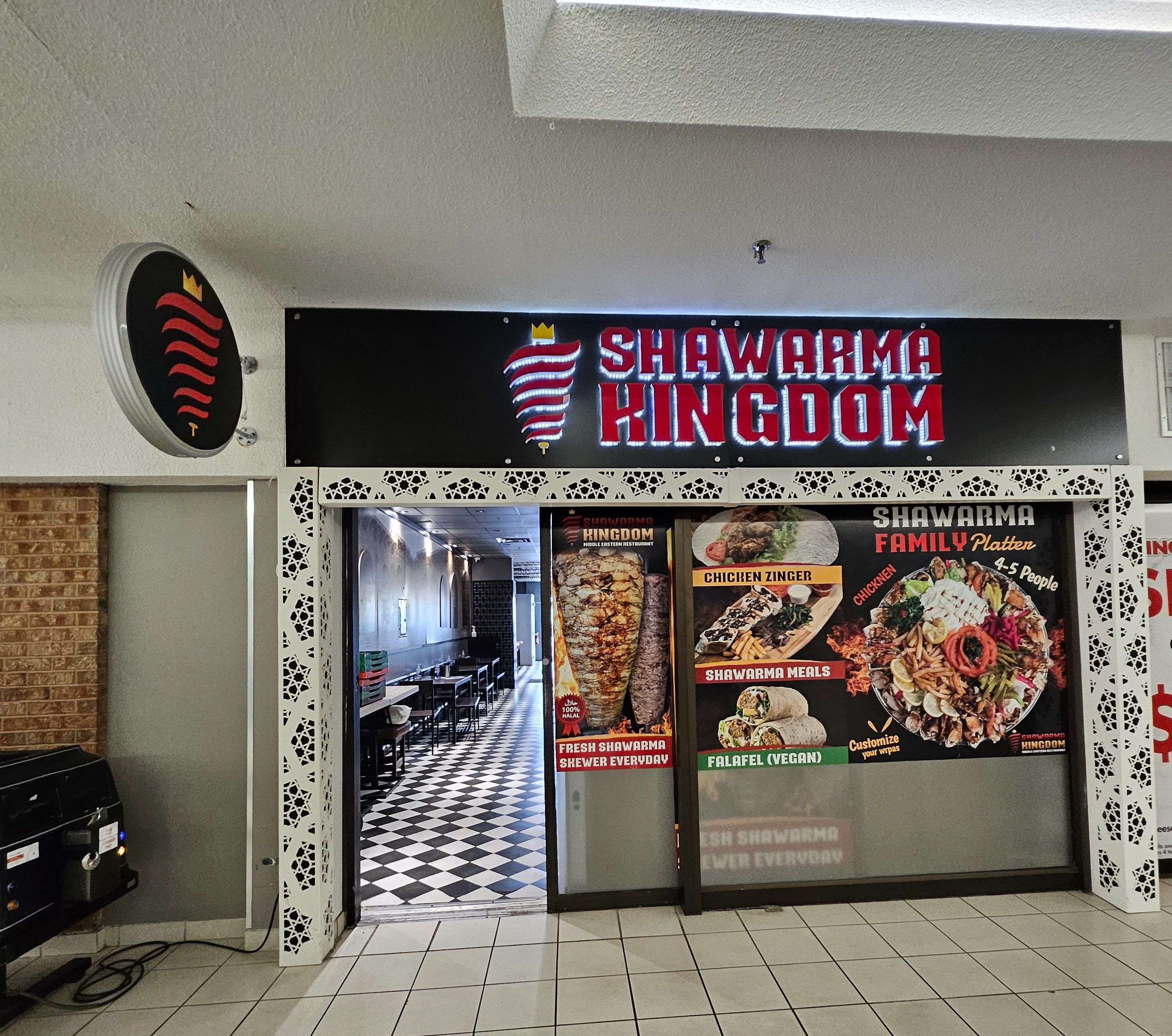 Mississauga, ON L5A 3Y1,377 Burnhamthorpe RD E #4