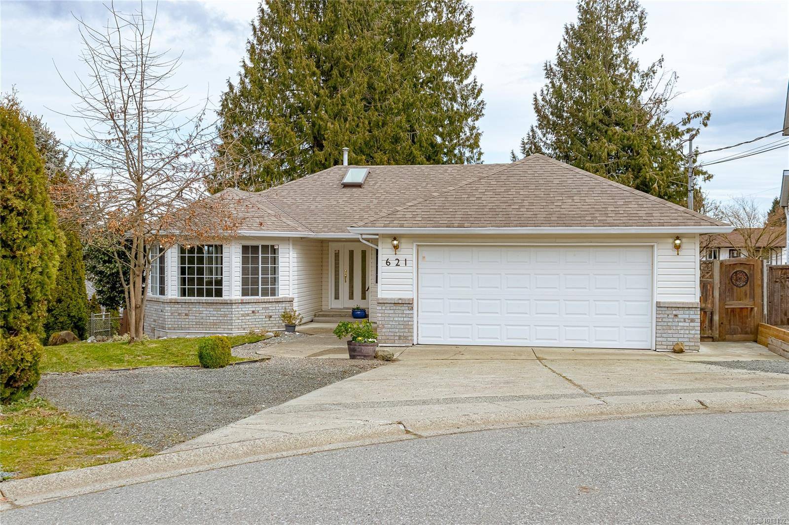 Ladysmith, BC V9G 1P1,621 Wallace Pl